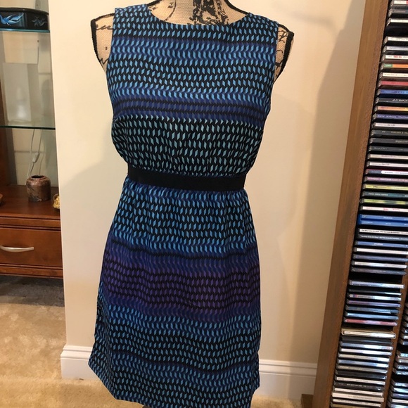 Loft dress - Picture 1 of 6
